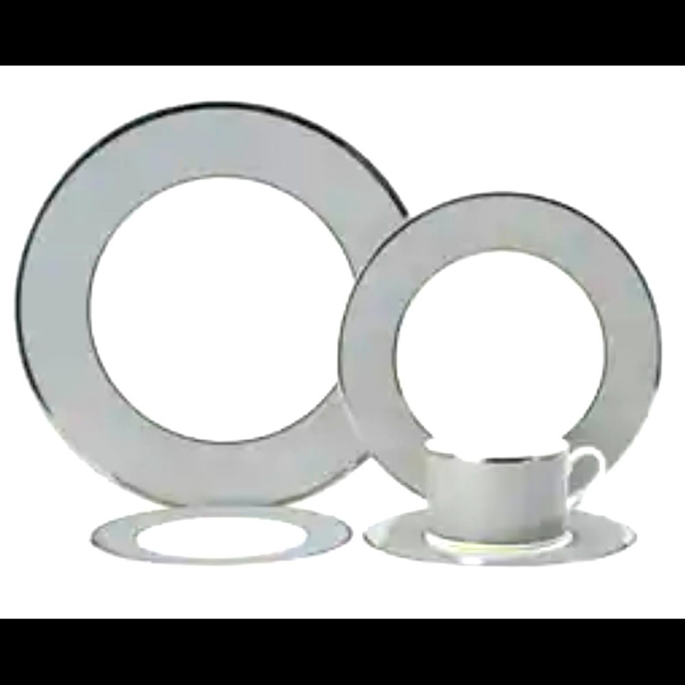 Mikasa Color Studio Grey and Platinum 5-pc Dinnerware Set